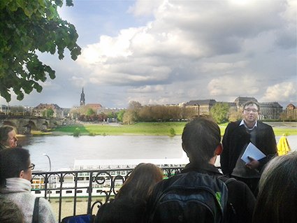 Das Architektonische Zimmer im Austausch zum Neustädter Markt